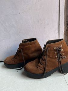 Brown Suede little bit cowboy type grunge aestheti