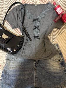 Grey Lace Trim Bow Top👚🦋🎀
