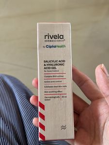 Salicylic  & hyaluronic Acid Gel