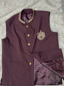 Elegant Mens Nehru Jacket (work) self designed