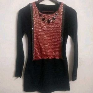 Stylish Black woollen tunic top