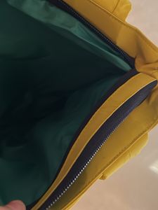 hand bag