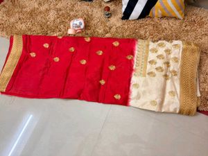 Elegant Red &amp; Cream Saree with Gold Embellishments