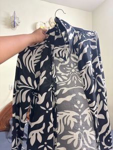 Stylish Black &amp; White Printed Shirt