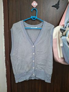 Light Blue V-Neck Sleeveless Knit Cardigan