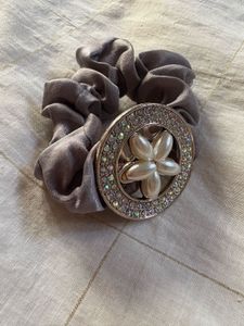 Elegant Pearl Flower Scrunchie