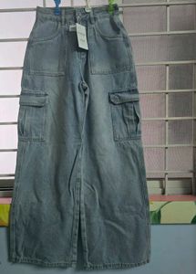 URBANIC Wide Leg Cargo Jeans