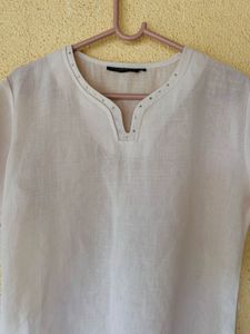 Lightweight Linen Blend V-Neck Top