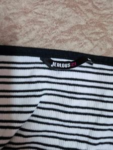 striped coquette top ♡‧₊˚*