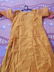 Women Kurta- Medium