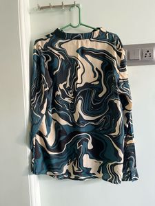 Stylish Marble Print Long Sleeve Top