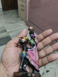 Women And His Son Showpiece