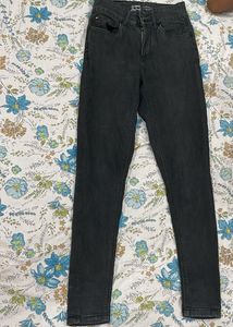 Black Skinny Fit Jeans