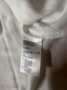 Sleeveless White Collared Shirt