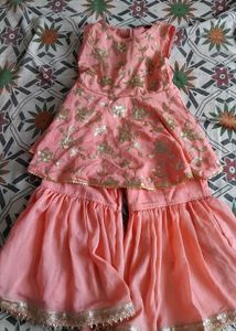 🆕️ Peach Kurta Set with Dupatta