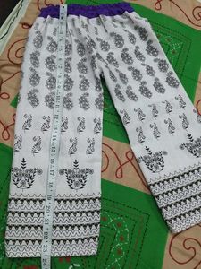 Elegant White &amp; Purple Printed Kurta Set