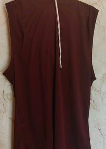 2 quantity Shape Up Sleeveless Hooded gym t shirts