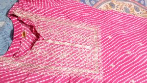 Vibrant Pink Bandhani kurti