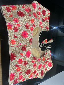 PLUS SIZE BLOUSE
