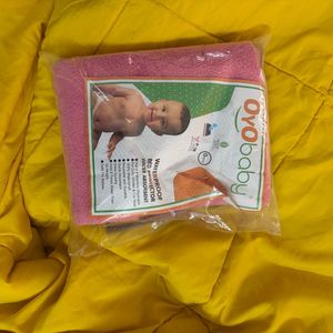 Oyo Baby Bed Protector absorbent
