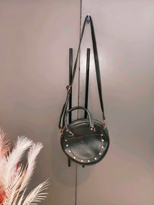 Free delivery Sling bag and backpack combo