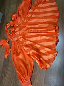 Cape Style Top (Size 48 -52)
