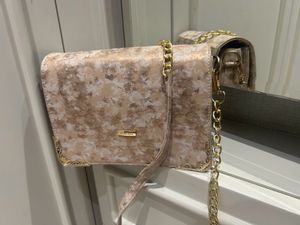Stelatoes Sling Bag