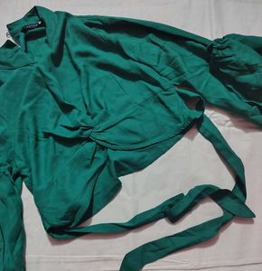 Stylish Teal Bell Sleeve Crop Top