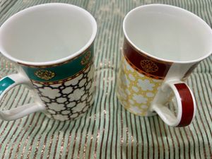 New Set of 2 Decorative Coffee Mugs