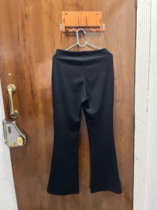 H&amp;M Stylish Black Flared Pants