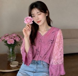 Korean Chic Pink Floral Lace Sleeve Top