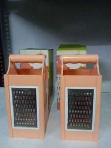 2 Pieces Four in One Grater Slicer