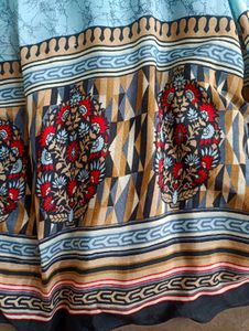 Free Hips Gown