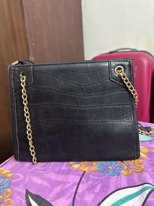Imported Black Sling In Excellent Condition