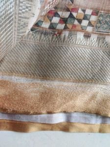 Elegant Geometric Print Saree with Blouse