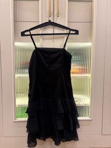 Chic Black Ruffle Dress