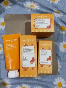 Dot & Key Vitamin C+E Skincare Set
