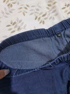 Blue Strechable Jeggings