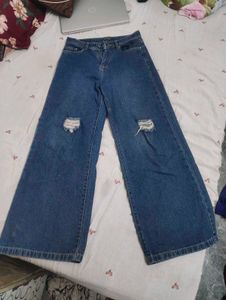 Women's Ripped Wide-Leg Jeans