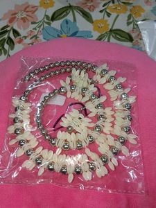 Elegant White and Silver Beaded Necklace Set