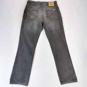 LEVI'S STRAUSS