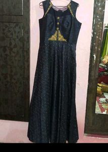 bust 40 Elegant Navy Blue Ethnic Gown