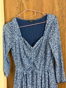 Chic Blue Floral Print Dress