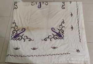 Used Cotton Double Bedsheet With Embroidery