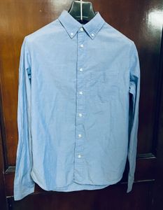Gap Classic Blue Button-Down Shirt