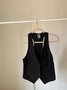 MOA US Black Vest
