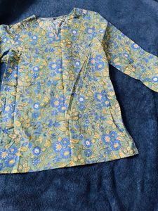 Blue Floral Print Cotton short Kurta