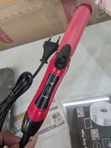 BRAND NEW Hair straightener NOVA