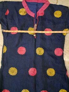 Elegant Navy Blue Embroidered Kurta