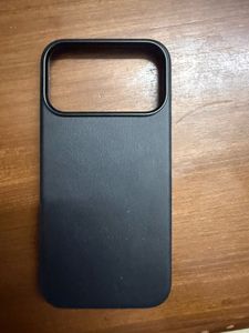 Puloka brand Leather magsafe iPhone 17 pro m